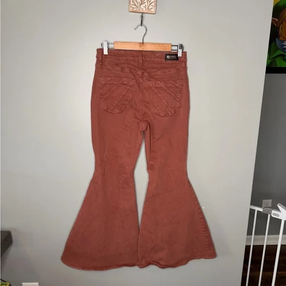 Shyanne High Rise Tulip Hem Super Flare Jeans - Picture 3 of 11